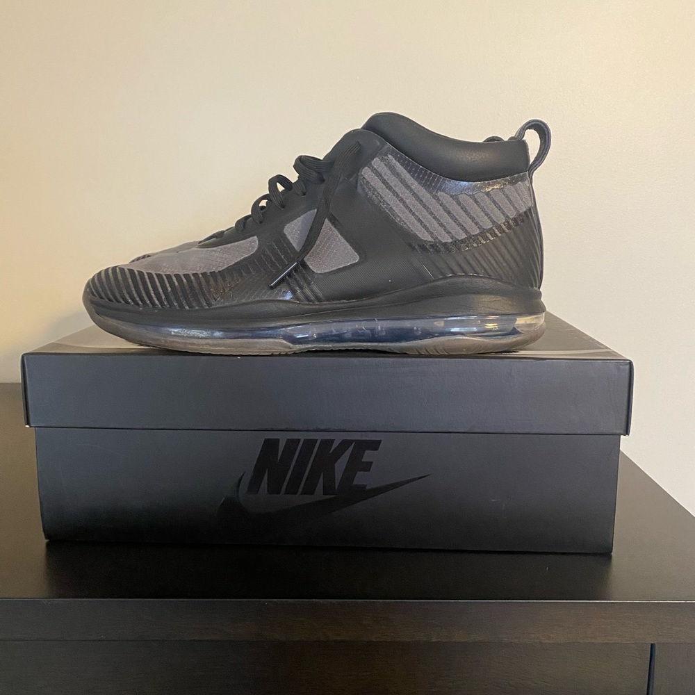 John Elliott x LeBron x Nike Icon QS Size 10.5